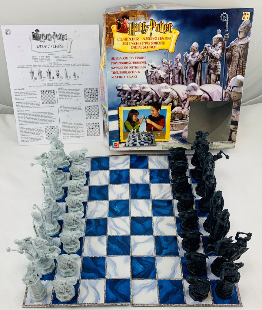Harry Potter Wizard's Chess Game - 2002 - Mattel - Great Condition