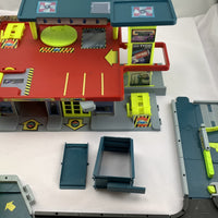 Matchbox Super Service Center Set in Box - 1994 - Matchbox - Good Condition