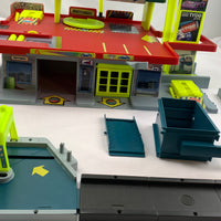 Matchbox Super Service Center Set in Box - 1994 - Matchbox - Good Condition