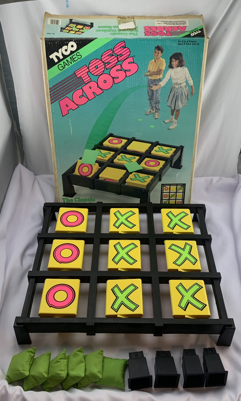 Toss Across Game - 1993 - Tyco - Great Condition