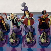 Disney Chess Set Heroes and Villains - 2004 - Hasbro - Great Condition