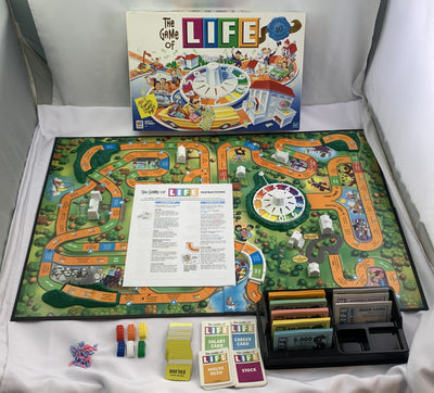 Game of Life Board Game - 1999 - Milton Bradley - Great Condition