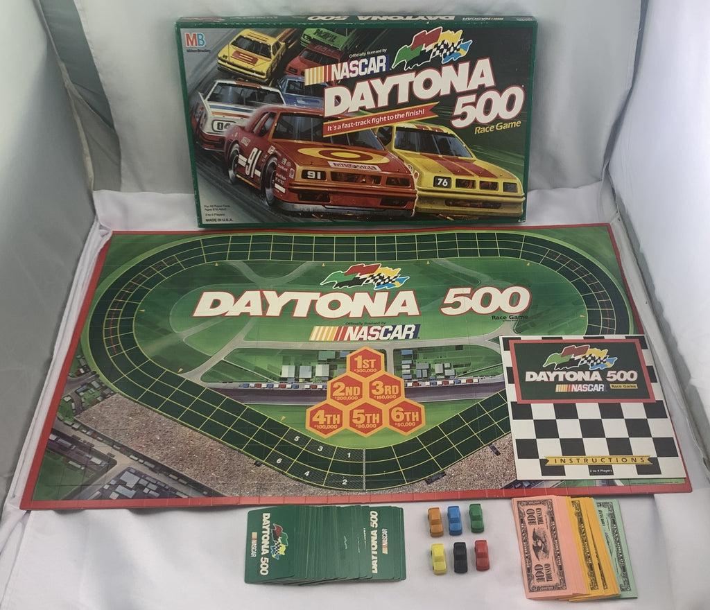 Daytona 500 Board Game - 1990 - Milton Bradley - Like New Condition