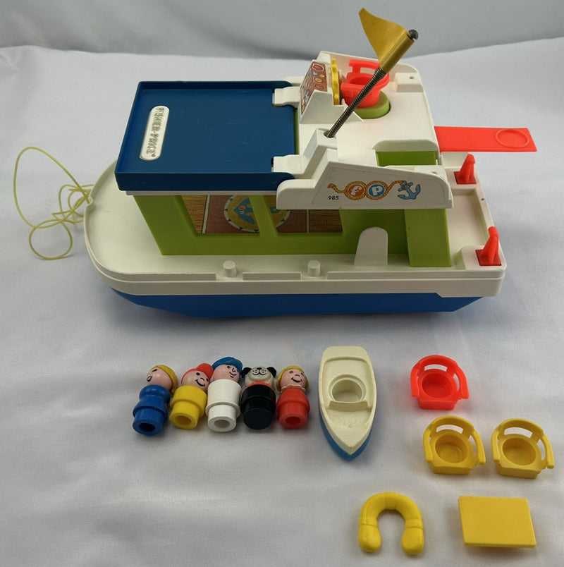 Fisher Price Little People Play Family House Boat #985 1972