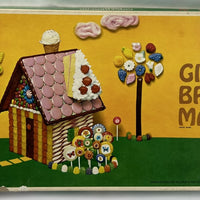 Gingerbread Man Game - 1964 - Cadaco - Great Condition