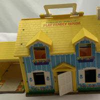 Fisher Price Little People Family Play House - 1969 - Great Condition