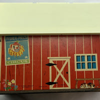 1967 Fisher Price Play Family Farm Barn #915 - 1967 - Great Condition
