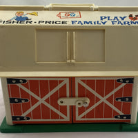 1967 Fisher Price Play Family Farm Barn #915 - 1967 - Great Condition