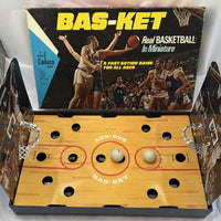 Bas-ket Game Miniature Basketball - 1969 - Cadaco - Good Condition
