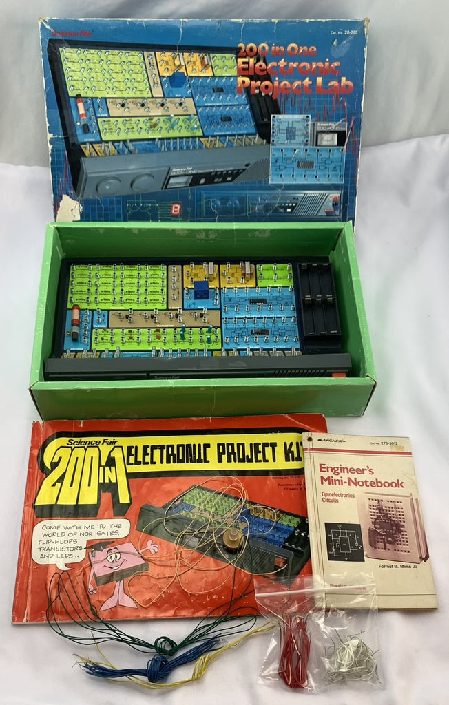 200 in One Electronic Project Kit - 1990 - Science Fair - Good Conditi ...