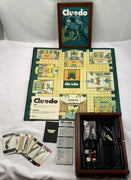 Cluedo Wood Bookshelf Game - 2005 - Parker Brothers - Great Condition