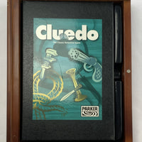 Cluedo Wood Bookshelf Game - 2005 - Parker Brothers - Great Condition