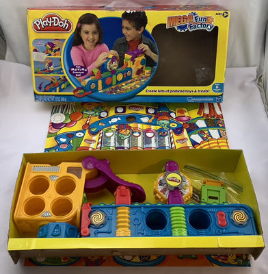 Play Doh Mega Fun Factory - Hasbro - Great Condition