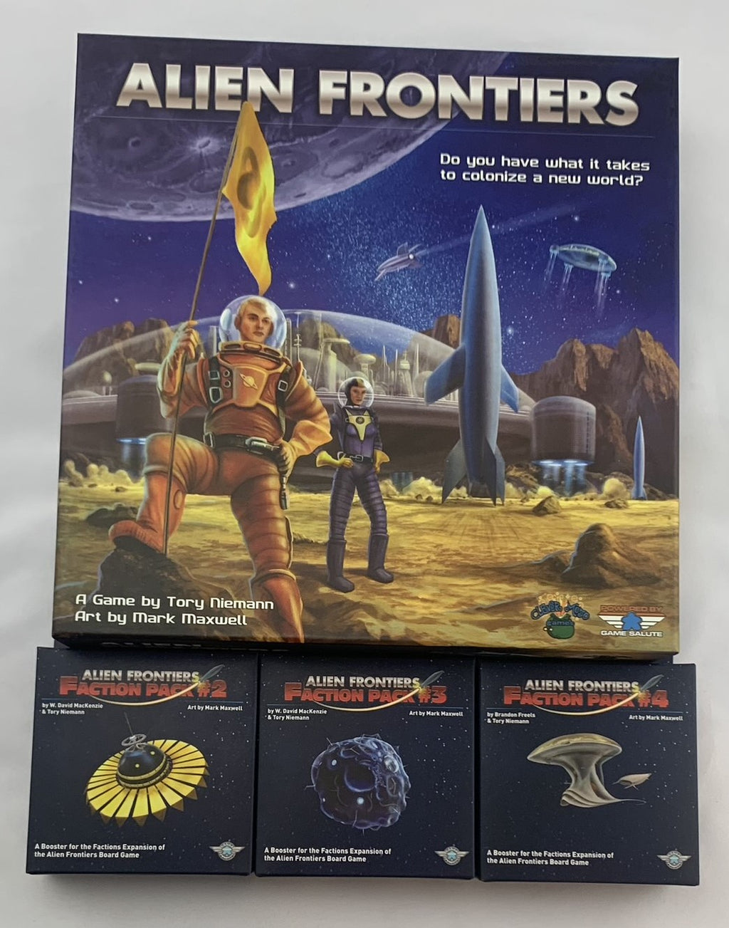 Alien Frontiers Board Game with Factions Kickstarter - 2017 - Clever Mojo - New