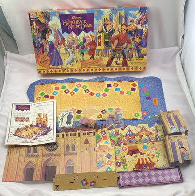 The Hunchback of Notre Dame Game - 1990 - Milton Bradley - Great Condition