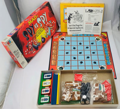 Spy vs Spy Mad Magazine Game - 1985 - Milton Bradley - Great Condition