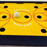 Bas-ket Game Miniature Basketball - 1988 - Cadaco - Great Condition