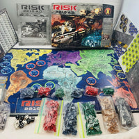 Risk 2210 A.D. - 2001 - Parker Brothers - Great Condition