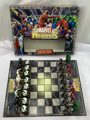 Marvel Heroes Chess Set - 2003 - Pressman - Great Condition