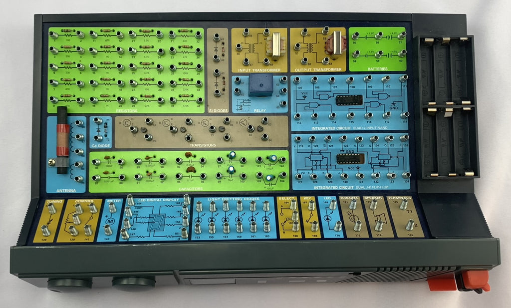 200 in One Electronic Project Kit - 1990 - Science Fair - Great Condit ...