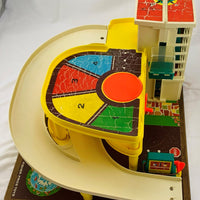Fisher Price Little People Action Garage - 1970 - Good Condition