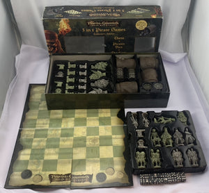 Pirates of the Caribbean Dead Man's Chest 3 in 1 Checkers, Chess, Dice Games - 2006 - Disney - Great Condition