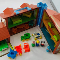 Fisher Price Little People Family Play House in Original Box - 1980 - Great Condition