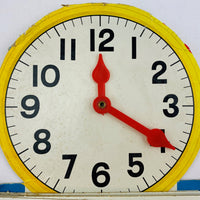 Clock Book - 1980 - Golden - Very Good Condition