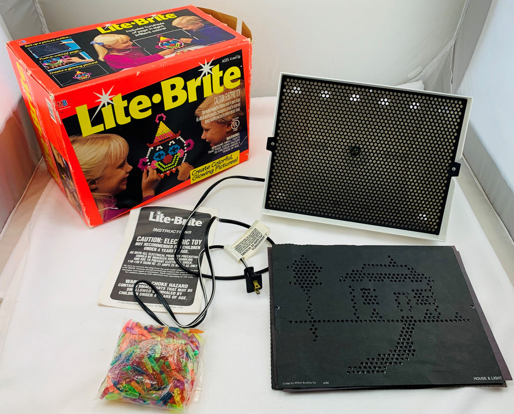 Lite Brite - 1992 - 5 Sheets - 200+ Pegs - Working - Very Good Condition
