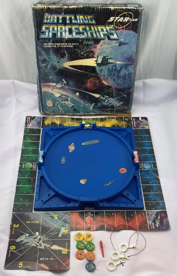Battling Spaceships Battling Tops Game - 1977 - Ideal - Good Condition