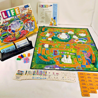 Simpsons Game of Life - 2004 - Milton Bradley - Great Condition