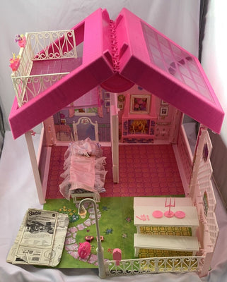 Barbie Fold N Fun Folding House IOB - 1992 - Very Good Condition